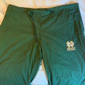 Scrubs (Green Notre Dame)
